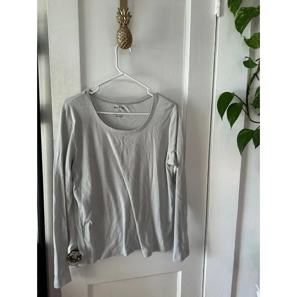 White Stag Women’s size large white shirt